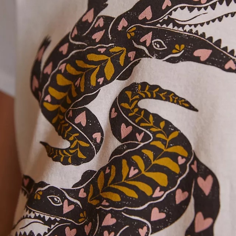 Kenzie Parrott for Anthropologie Alligator Graphic Tee New White Animal ANTHRO - Picture 6 of 6